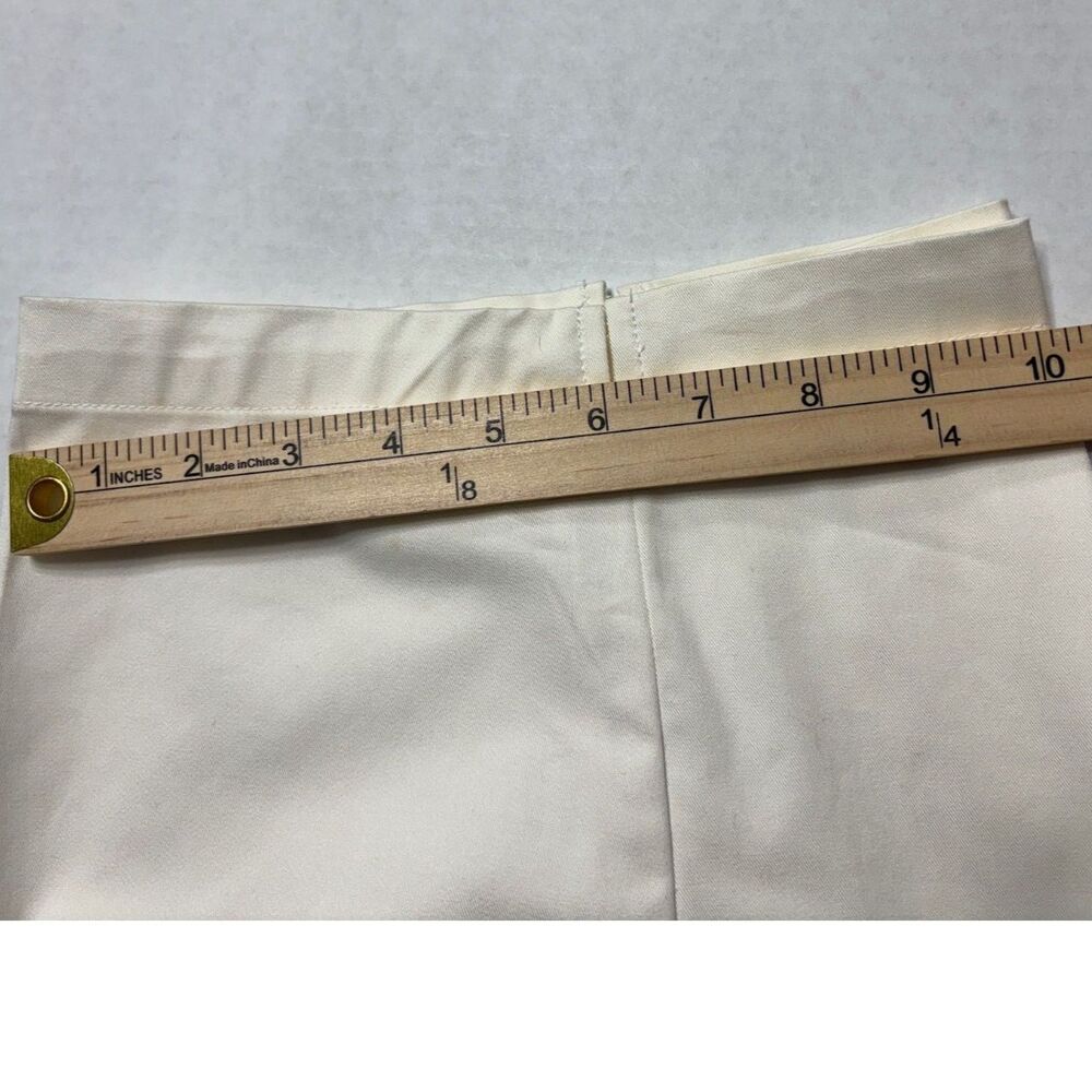 Briggs New York Slimming Solution Bermuda Shorts 18W 18 Plus Size White Golf NWT - Picture 11 of 11